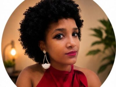 Yonara Moura Psicóloga Clínica